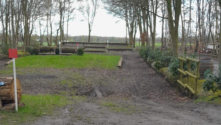 08. Hindernis oefencross